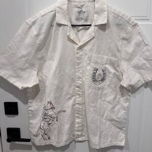 Hollister Boxy Crop Cream Men's Shirt with Embroidered Western Design